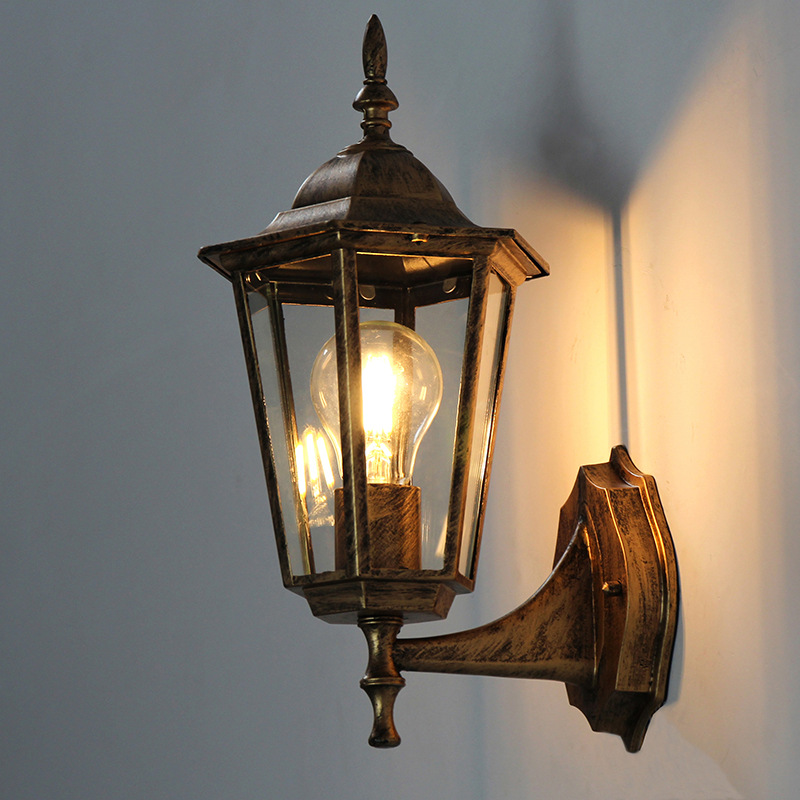 ยุโรปสไตล์ Retro LED โคมไฟติดผ - Xl Outdoor Lighting บทวิจารณ์และราคา